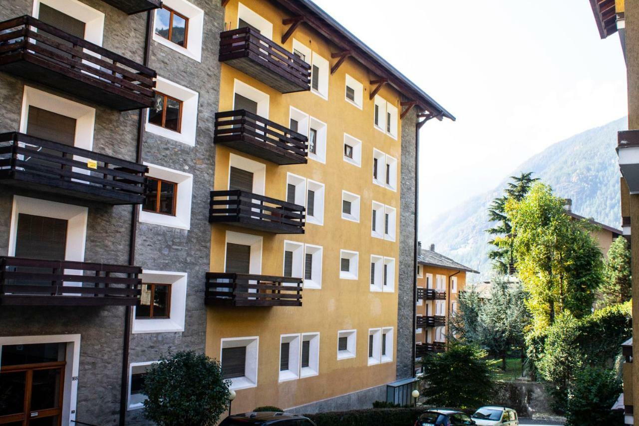 Trilocale In Centro A Chiesa Valmalenco Apartment Chiesa in Valmalenco Exterior photo